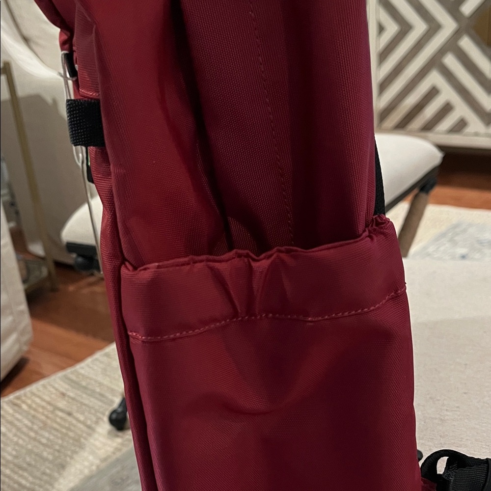 Cariuma Bordeaux JJ Backpack/NWT - Picture 16 of 16